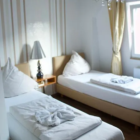 ホテル Zum Wersehof アーレン